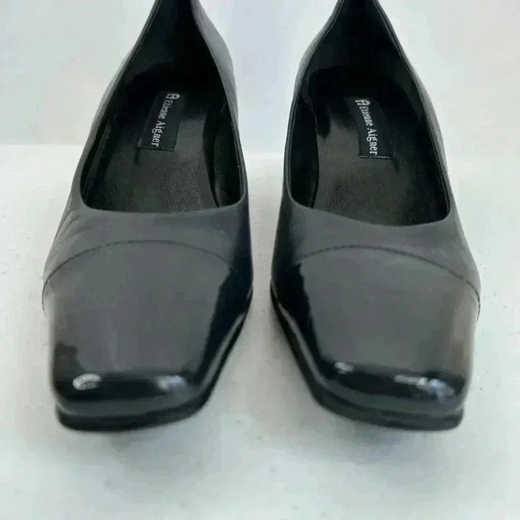 NWT Etienne Aigner Women’s Veni Cap Leather Blue Pump Business Wear Size 8 1/2 M - Picture 3 of 13